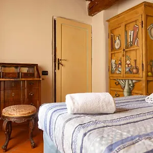  Bed & Breakfast Air Serragli Italia
